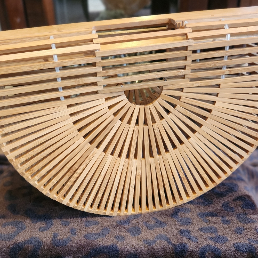 Handbag
